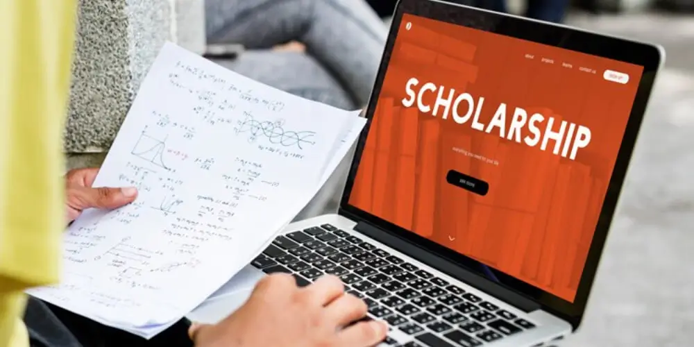scholarship-application-assistance